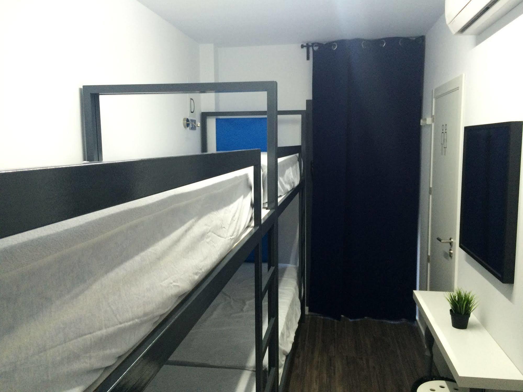 Chameleon Youth Hostel Alicante Kültér fotó